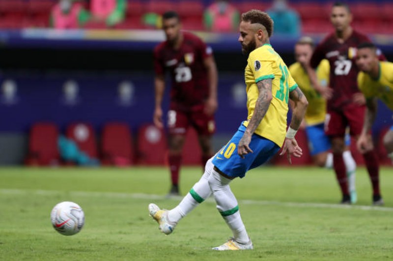 Neymar vẫn là niềm kỳ vọng số 1 Brazil